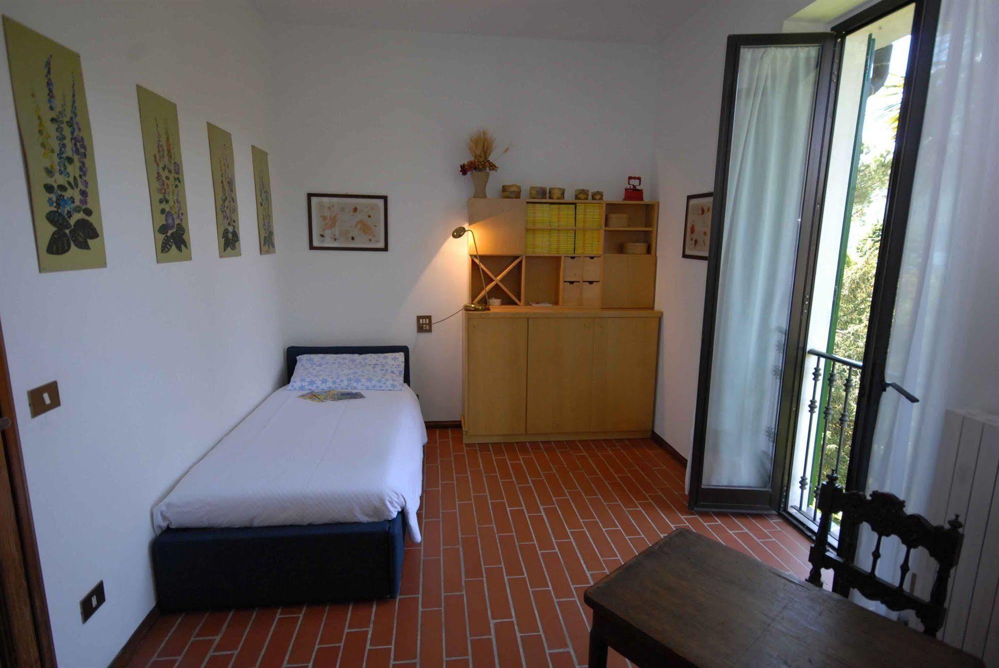 Bed And Breakfast Casa Nini Lierna Buitenkant foto